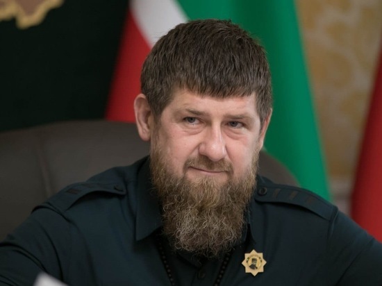 Молодых чеченцев уличили в недостойном мусульман поведении