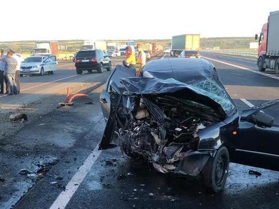 В столкновении двух отечественных автомобилей в Ростовской области погибла пассажирка