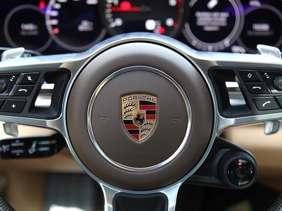 Porsche отзывает 445 кроссоверов Cayenne в России