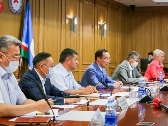 Айсен Николаев озадачил глав районов и ведомств Якутии