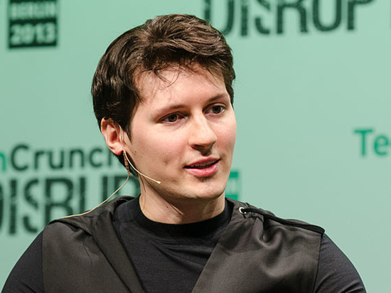 Дуров вспомнил о фото с неприличным жестом из-за требований США к TikTok