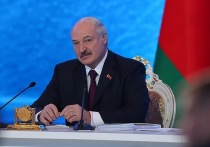 Президент Белоруссии Александр Лукашенко заявил, что не случайно заболел коронавирусом