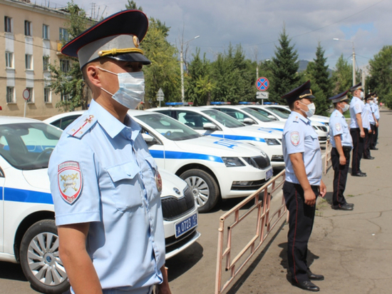8 патрульных  автомобилей «Шкода Октавиа» пополнили автопарк МВД Тувы