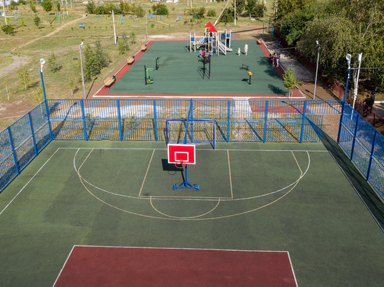 В посёлке Новоизобильном отремонтирован спортивно-оздоровительный комплекс