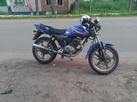 В Холмогорском районе несовершеннолетний мотоциклист сбил пешехода
