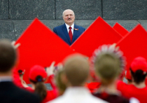 Перед выборами президента Белоруссии западные средства массовой информации говорят об усталости страны от Лукашенко и пытаются прогнозировать развитие событий