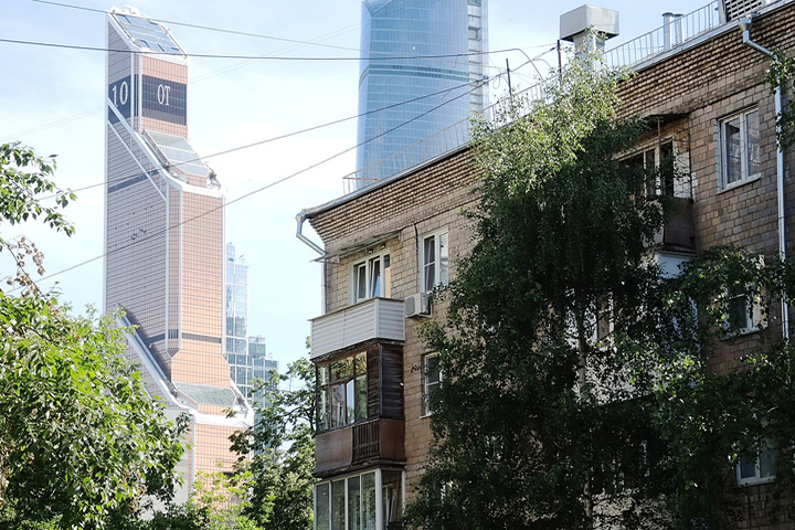 Цены на недвижимость в России рухнули - МК