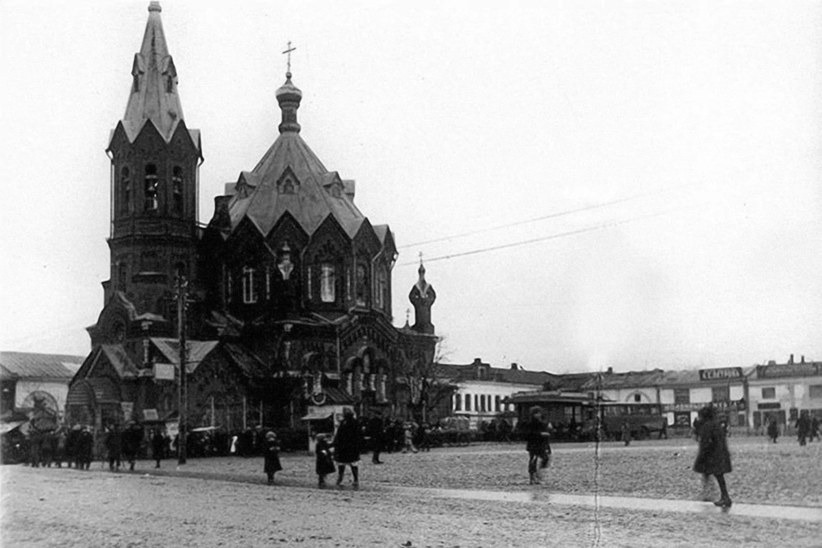 Храм всех святых в городе Серпухов