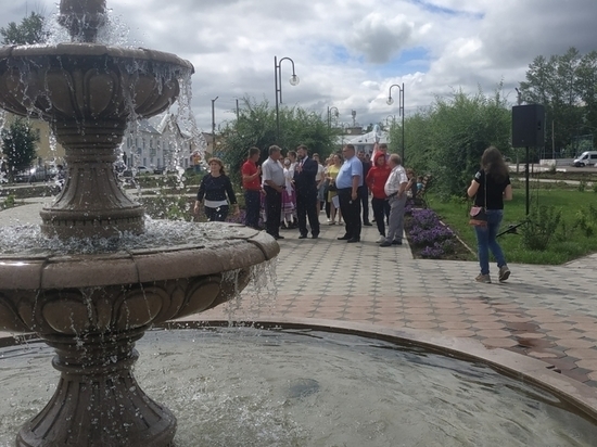 Площадь с пам-треком сделали в Шилке