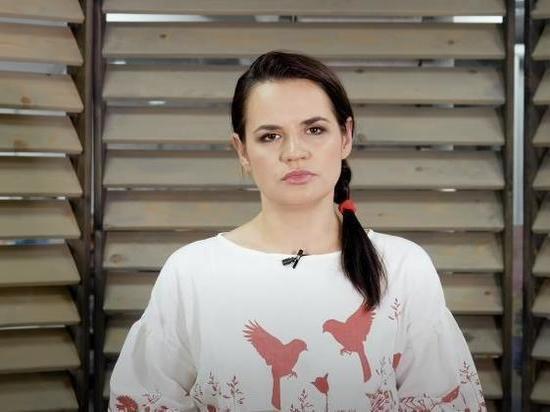 Светлане Тихановской стало плохо на пресс-конференции в Минске