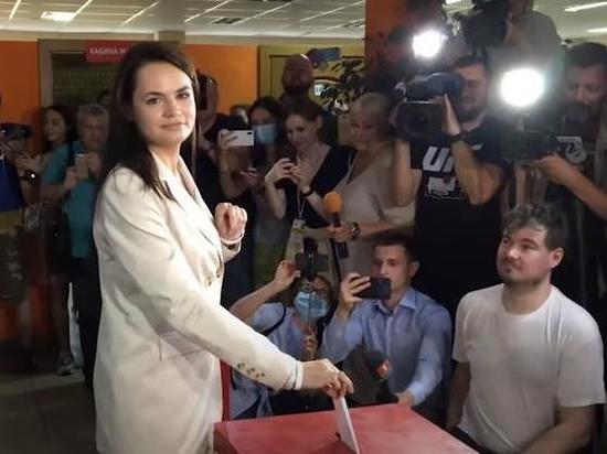 Тихановская обратилась к белорусским силовикам и своим избирателям