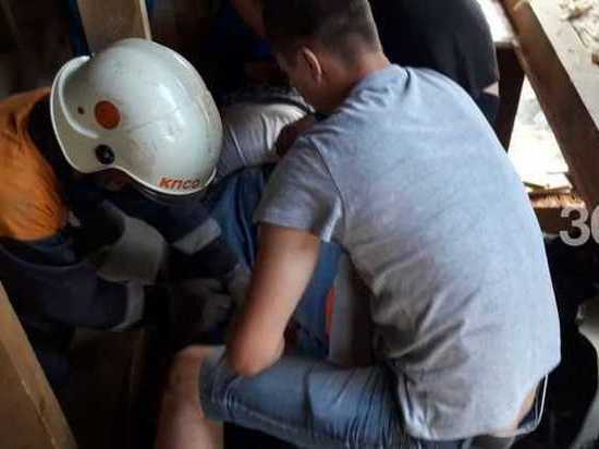 В Татарстане на стройке с третьего этажа на бетонный пол упал мужчина