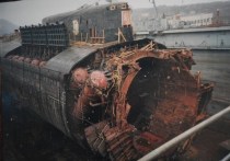 12 августа 2000 года, в Баренцевом море, в 175 километрах от Североморска, потерпел крушение атомный подводный ракетоносный крейсер К-141 «Курск»