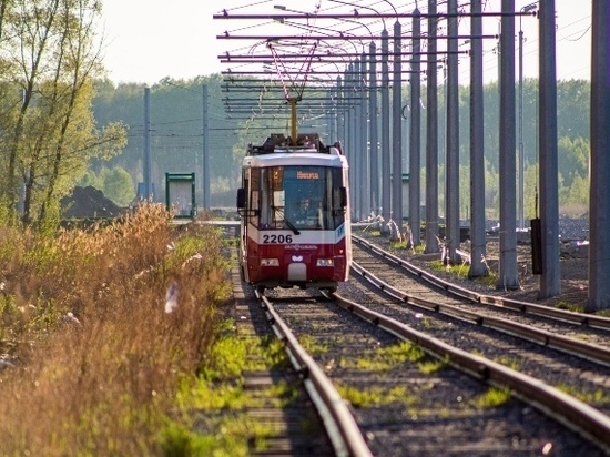 На пять новых трамваев пополнится Левобережный парк Новосибирска