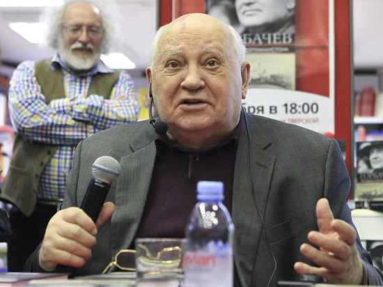 Горбачев выступил против попыток оправдания политических репрессий