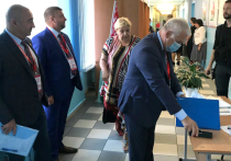 Наблюдатели из России как один назвали выборы президента Белоруссии чистыми и открытыми