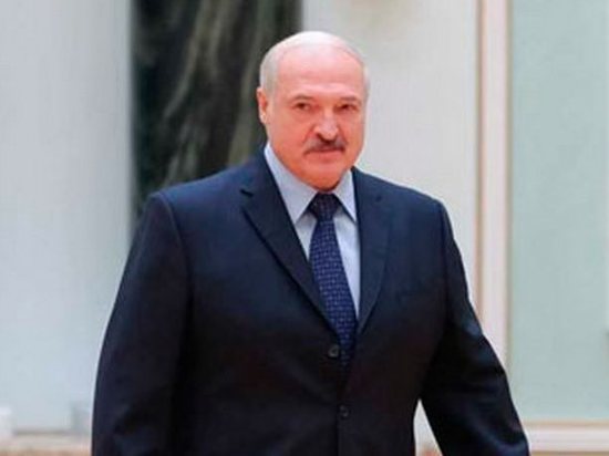 Президент Белоруссии Александр Лукашенко провел совещание с членами Совета безопасности на фоне масштабных протестов