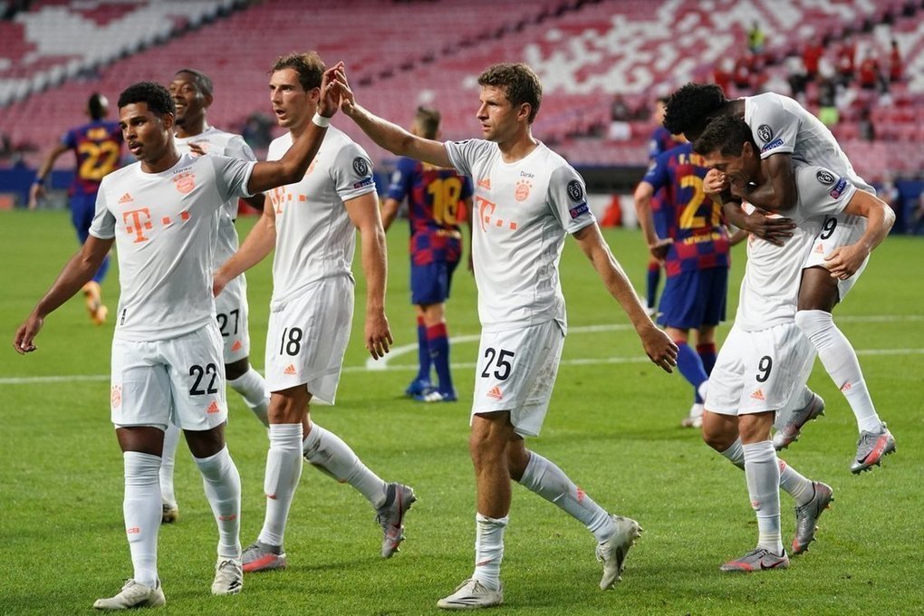 «Бавария» разгромила «Барселону» в Лиге чемпионов, в матче забито 10 голов