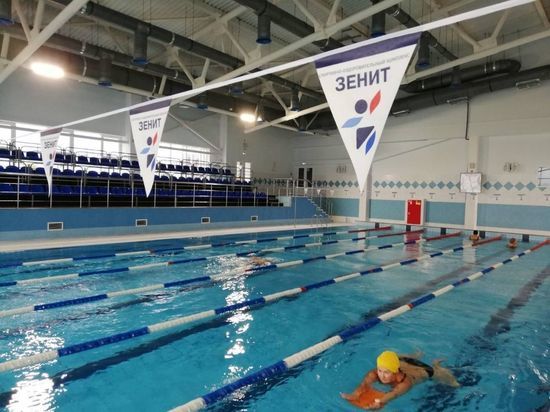 В спорткомплексе Ноябрьска открыли бассейн после долгого перерыва