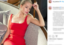 Дочь пресс-секретаря президента РФ Дмитрия Пескова Елизавета на своей странице в Instagram рассказала о том, что они гуляют с папой в Сочи как простые граждане