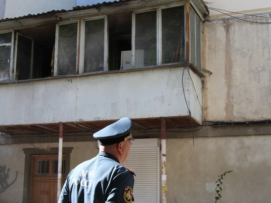 В Севастополе из огня спасли мужчину с ограниченными возможностями здоровья