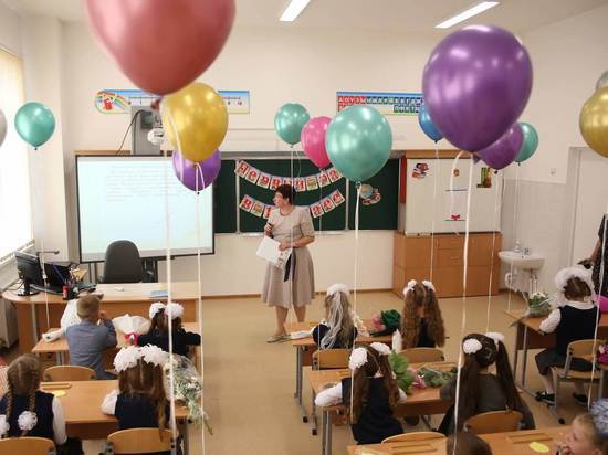 Школьники в Волгоградской области проведут 1 сентября без линеек