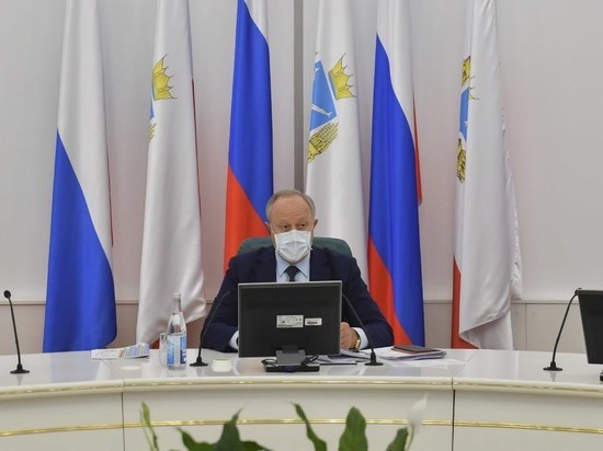 Валерий Радаев отменил в Саратовской  области торжественные линейки на 1 сентября