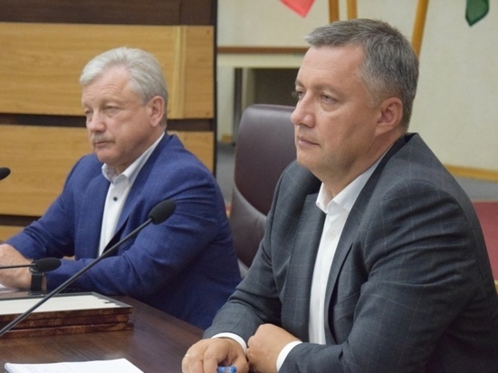 Игорь Кобзев обсудил с жителями и мэрами задачи и планы по Братску, а также Братскому и Чунскому районам