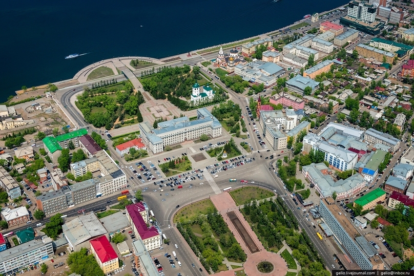 Где в иркутске можно сделать. Иркутск центр города. Ангара Иркутск с высоты. Экрутск город. Иркутск с высоты птичьего полета.