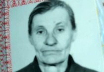 81-летняя жительница Курска Зинаида Кононова, которая оказалась живой после того, как ей неправильно диагностировали смерть и по ошибке поместили в морг, умерла в больнице, сообщает сайт KP
