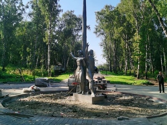 “Молодые космонавты” прибыли на обновлённую аллею в Кировском районе Кемерова