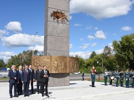 Монумент ученым-ядерщикам появился в Сарове