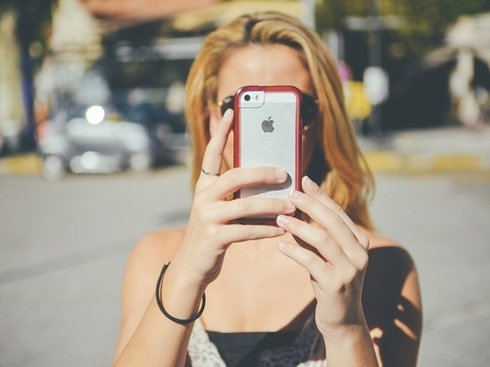Apple изменит протокол распознавания лиц Face ID, который не может опознать владельца айфона в маске