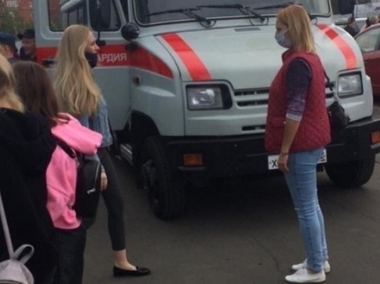 Торговые центра Кемерова проверяют из-за сообщений о минировании