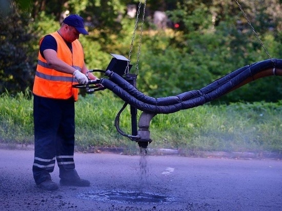 Ярославль оснастился для ямочного ремонта дорог