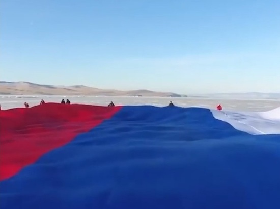 Глава Карачаево-Черкесии: Под флагом России объединяются народы