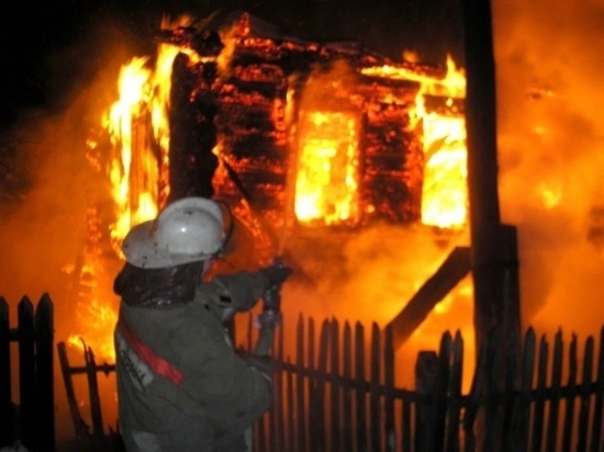 Крупный пожар произошел в Ивановской области ночью