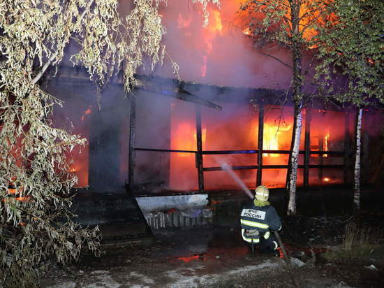 При пожаре в жилом доме Надыма погиб человек