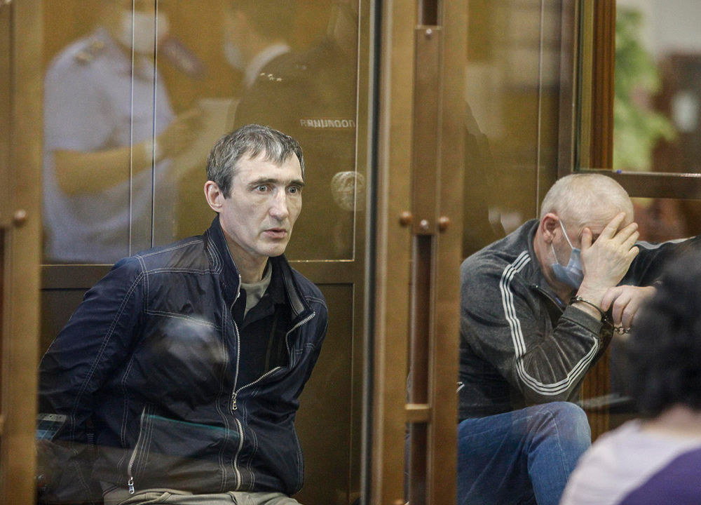 Осужденный пожизненно черный риэлтор Миронов выказал ужас в суде