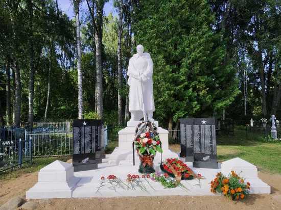 В Тверской области после реконструкции открыли воинское захоронение