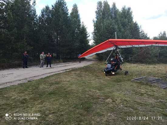  Мото-дельтаплан помог костромским спасателям разыскать девочку и пенсионерку