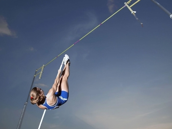 В Твери на берегу Волги пройдет фестиваль по прыжкам с шестом Athletics League