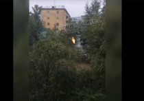 В соцсетях появлялось видео горящего газа в одном из дворов по улице Чайковского в Чите
