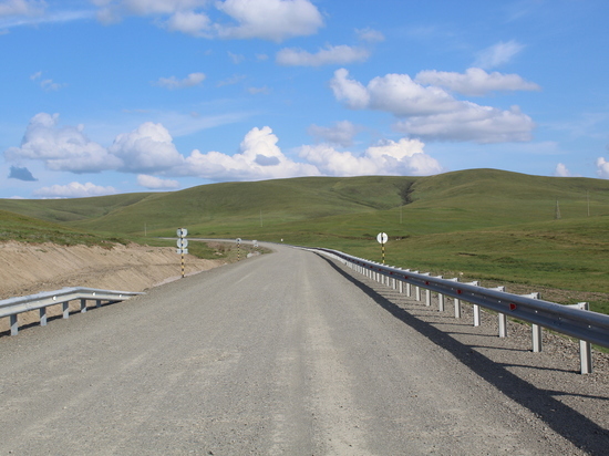 Два участка дороги отремонтировали между Быркой и Акшой