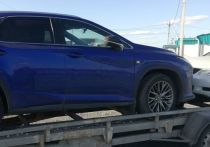 Автомобиль Lexus RX 330 не выпустили пограничники из Новосибирской области в Республику Казахстан