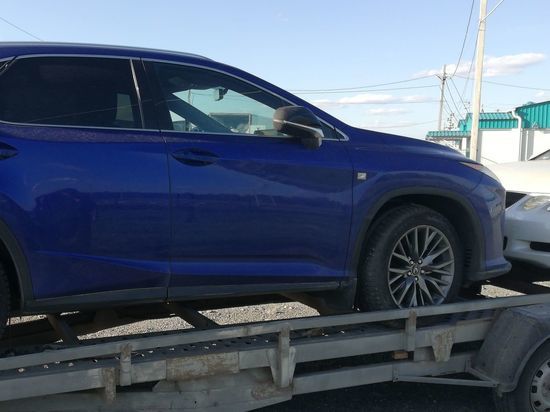 Иностранец пытался вывезти Lexus из Новосибирской области незаконно