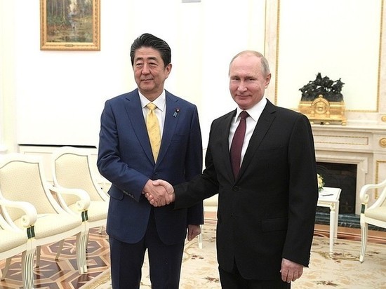 В Кремле отреагировали на уход Абэ с поста премьера Японии