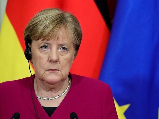 Меркель пообещала запустить общеевропейскую реакцию в случае «ясности с Навальным»