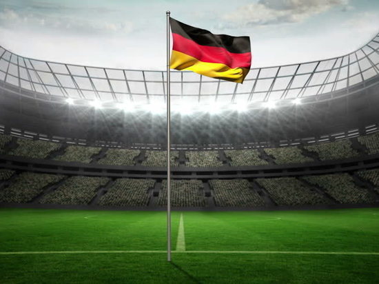 Германия: Зеехофер считает, что зрители скоро снова появятся на стадионах