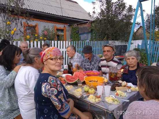 Кузбассовцы отпраздновали День Шахтера под целлофаном